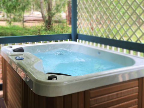 Telegraph Retreat Cottages - Hervey Bay Accommodation 2