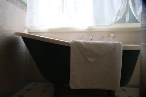 Telegraph Retreat Cottages - Hervey Bay Accommodation 5