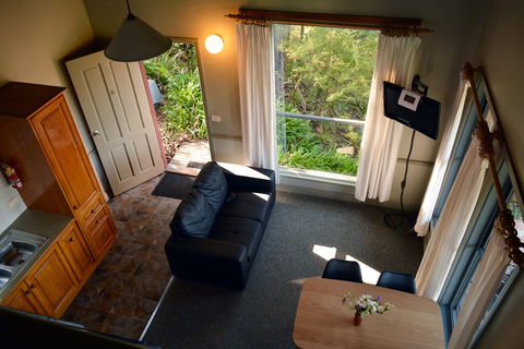 The Great Ocean Road Cottages And Backpackers - Hervey Bay Accommodation 8