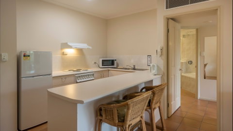 Tropic Towers Apartments - Hervey Bay Accommodation 5