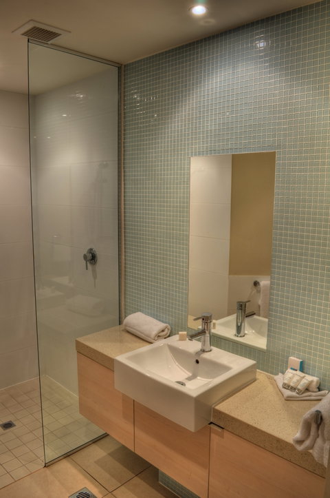 201 Lake Street - Hervey Bay Accommodation 4