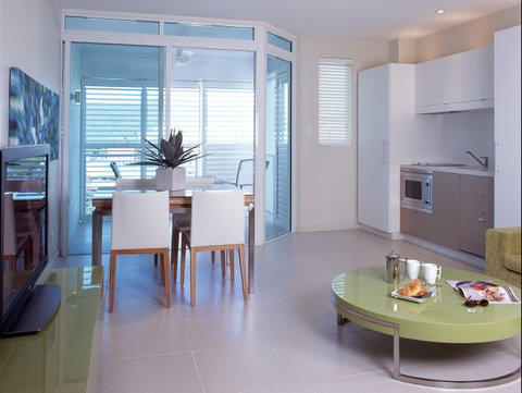 201 Lake Street - Hervey Bay Accommodation 5