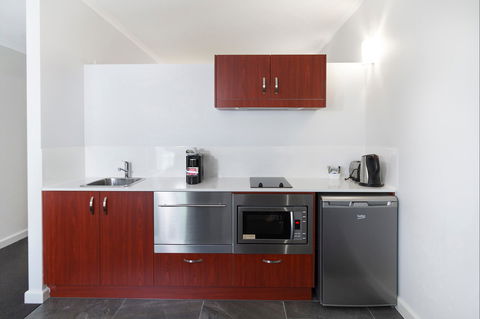 Abode Narrabundah - Hervey Bay Accommodation 2
