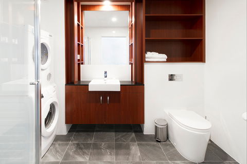 Abode Narrabundah - Hervey Bay Accommodation 3