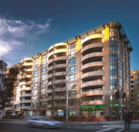 Adina Serviced Apartments Canberra James Court - Hervey Bay Accommodation