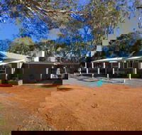 Aintree Cottage - Hervey Bay Accommodation