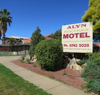 Alyn Motel