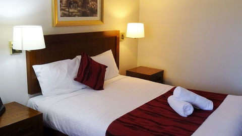 Armidale Pines Motel - Tourism Hervey Bay 1