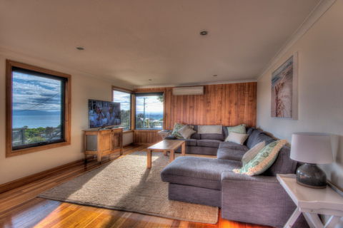 Blue Waves - Hervey Bay Accommodation 2
