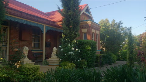 Boutique Motel Sefton House - Hervey Bay Accommodation 0