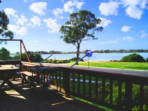 Bridport Seaside Lodge - Hervey Bay Accommodation 1