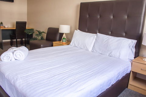 Campsie Hotel - Hervey Bay Accommodation 2