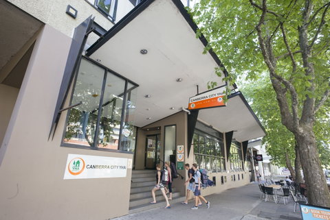 Canberra City YHA - Hervey Bay Accommodation 1
