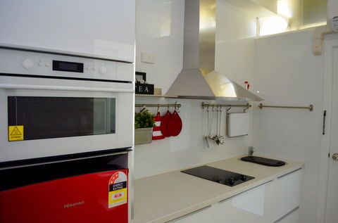 Canberra Short Term And Holiday Accommodation - Hervey Bay Accommodation 1