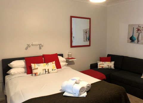 Canberra Short Term And Holiday Accommodation - Hervey Bay Accommodation 3