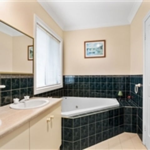 Century 21 SouthCoast: Hayman - Tourism Hervey Bay 7