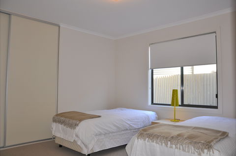 Century 21 SouthCoast: Bayside Aldinga Beach - Hervey Bay Accommodation 5