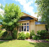 Cotswold Gardens Armidale - Hervey Bay Accommodation