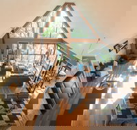 Curious Cottages - Hervey Bay Accommodation