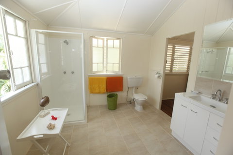 Daggoombah Holiday House - Hervey Bay Accommodation 3