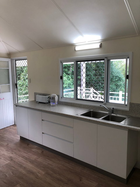 Daggoombah Holiday House - Hervey Bay Accommodation 6