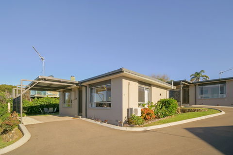 Eagle Heights Holiday Units - Scenic Unit - Hervey Bay Accommodation 2