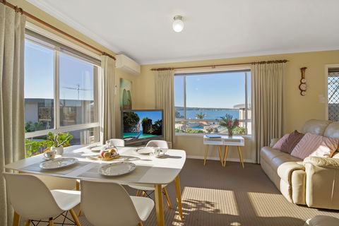 Eagle Heights Holiday Units - Scenic Unit - Hervey Bay Accommodation 5