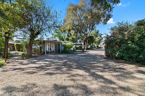 Everton Caravan And Tourist Park - Hervey Bay Accommodation 1