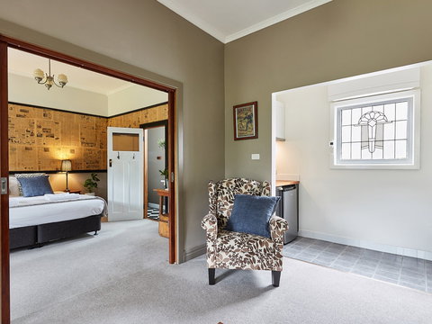 Forrest Guesthouse - Tourism Hervey Bay 1