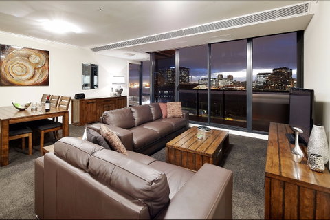 Gem Apartments Short Stay - Hervey Bay Accommodation 3