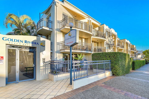 Golden Riviera Beach Resort - Hervey Bay Accommodation 0
