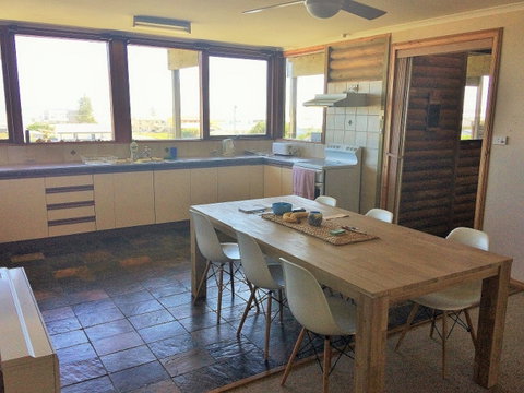 Hero - Hervey Bay Accommodation 5