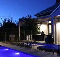 Hollidge House Luxury Urban Apartments - Hervey Bay Accommodation