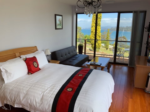 Island Eden - Hervey Bay Accommodation 3