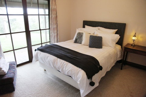 Kardella Country Homestead - Hervey Bay Accommodation 3