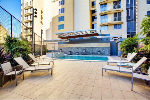 Mantra On The Quay - Hervey Bay Accommodation 0