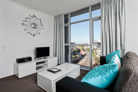 Mantra On The Quay - Hervey Bay Accommodation 1