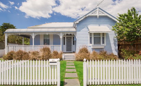 Morpeth Cottage - Hervey Bay Accommodation 0
