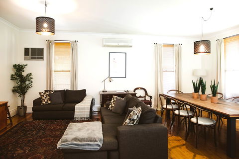 Morpeth Cottage - Hervey Bay Accommodation 2