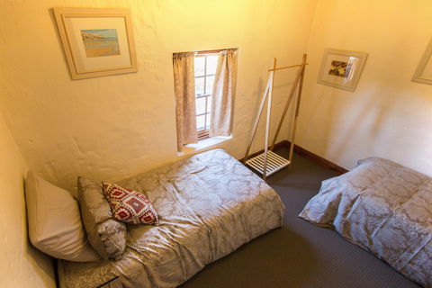 Old Swanport General Store - Hervey Bay Accommodation 9