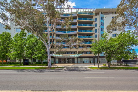 Pacific Suites Canberra - Hervey Bay Accommodation 1