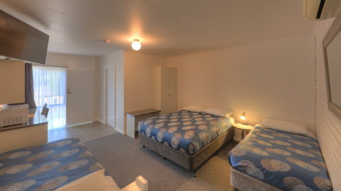 Paruna Motel - Hervey Bay Accommodation 3