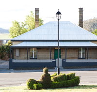 Raffah House - Hervey Bay Accommodation