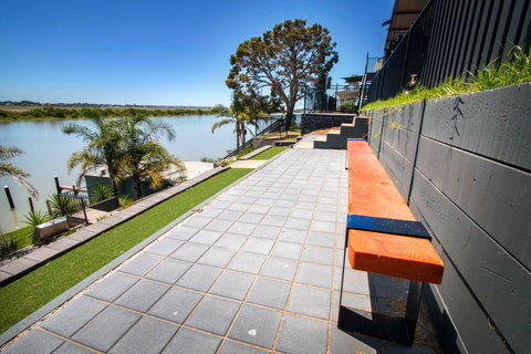 River Life - Hervey Bay Accommodation 0