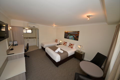 Rockpool Motor Inn - Hervey Bay Accommodation 1