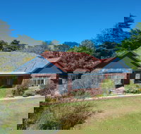 Roslyn Estate Farmhouse - Hervey Bay Accommodation