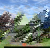 Runnymeade Studio BB - Hervey Bay Accommodation