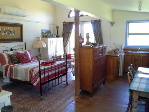 Runnymeade Studio B&B - Hervey Bay Accommodation 2