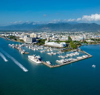 Shangri-la Hotel The Marina Cairns - Hervey Bay Accommodation