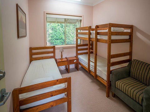 Swamp House And Bunkhouse - Hervey Bay Accommodation 2